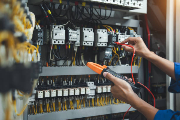 Best Affordable Electrician  in Lindsay, CA