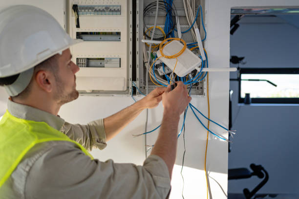Best Emergency Electrical Repair  in Lindsay, CA